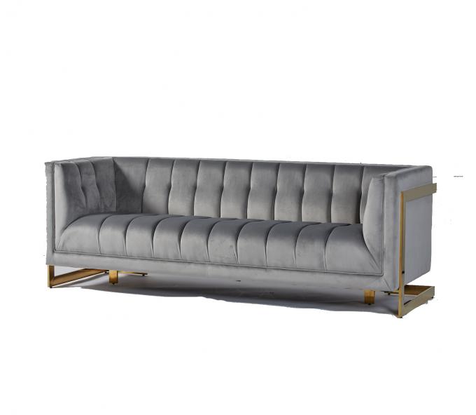 A tela de veludo adornou a sala de visitas moderna Sofa With Hallow Metal Legs 1