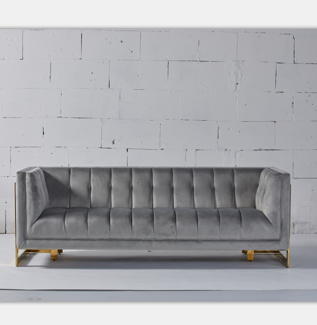 A tela de veludo adornou a sala de visitas moderna Sofa With Hallow Metal Legs 2