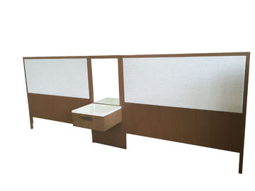 comprar Cabeceiras do estilo do hotel do quadro da madeira de carvalho para camas gêmeas com suporte da noite Fabricação em linha