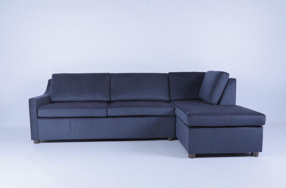 comprar Sofá moderno personalizado na sala de estar com tecido de estrutura de madeira Fabricação em linha