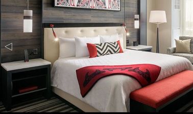 Bom preço Mobília luxuosa do hotel comercial, cor de Drak da mobília do quarto do hotel de apartamento on-line