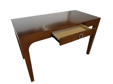 Bom preço Mesa de escrita alta do hotel de Gloass para o quarto, tabela de escrita 0.2CBM da noz on-line