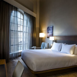 Bom preço noz feito-à-medida dos casegoods da hospitalidade do hotel de 5 estrelas FFE mobília de madeira do quarto do hotel on-line