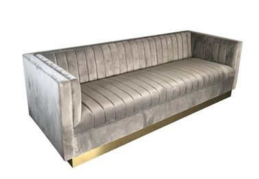 Bom preço Sofá modelo novo por atacado da sala de visitas da tela da mobília de estofamento de veludo para o sofá alugado do casamento on-line