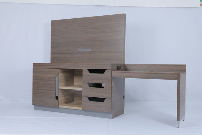 Modern Bedroom Custom Expansive Linear TV Panel And Desk Cabinet Para o Hotel Hilton 5