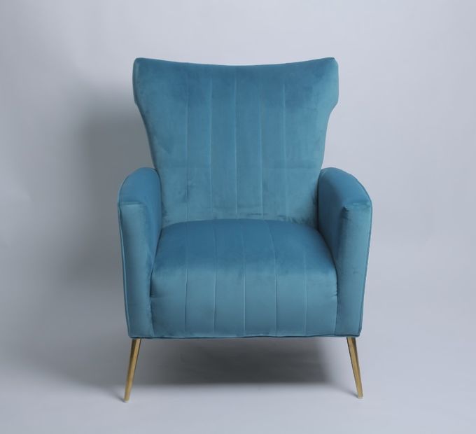 Poltrona moderna de Blue Velvet com pés de aço inoxidável 2